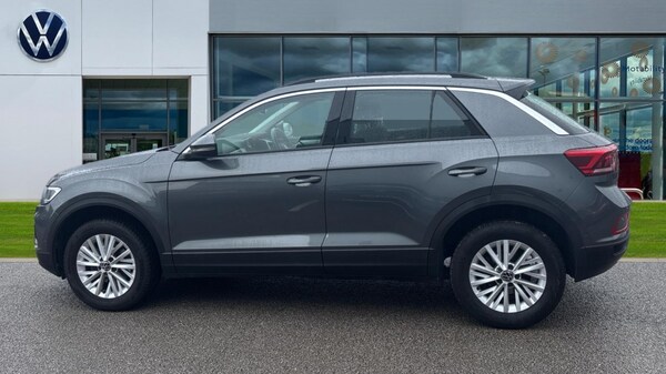 Used Volkswagen T-Roc 2023 for sale - 76112124: Photo 9