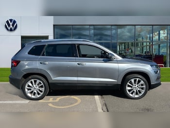 Used Skoda Karoq 2019 for sale - 75565330: Photo