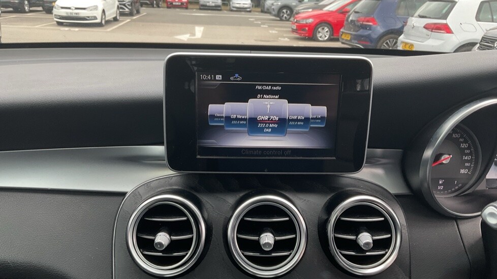Used Mercedes-Benz GLC 2019 for sale - 76154939: Photo 13
