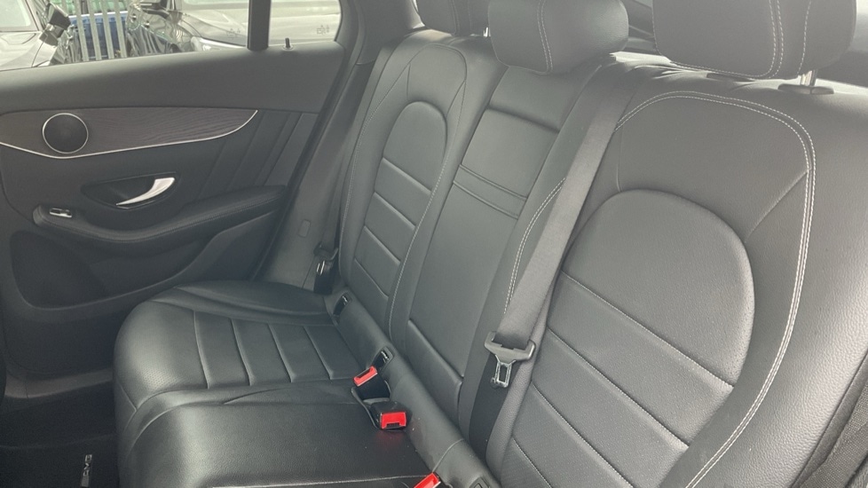 Used Mercedes-Benz GLC 2019 for sale - 76154939: Photo 15