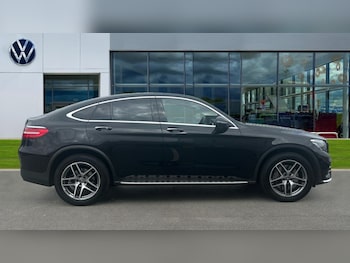 Used Mercedes-Benz GLC 2019 for sale - 76154939: Photo