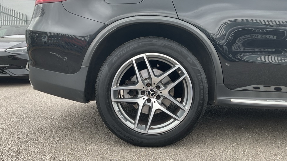 Used Mercedes-Benz GLC 2019 for sale - 76154939: Photo 5