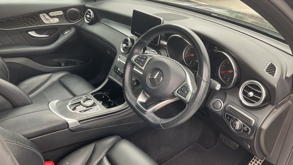 Used Mercedes-Benz GLC 2019 for sale - 76154939: Photo 6