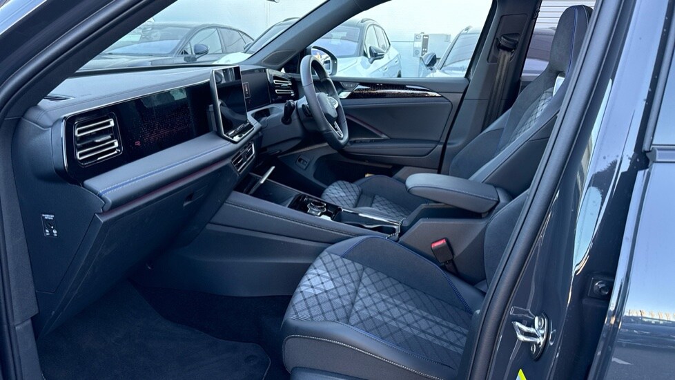 Used Volkswagen Tiguan 2025 for sale - 76870391: Photo 28