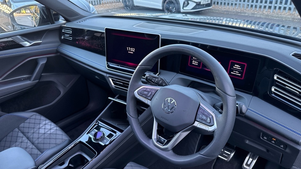 Used Volkswagen Tiguan 2025 for sale - 76870391: Photo 6