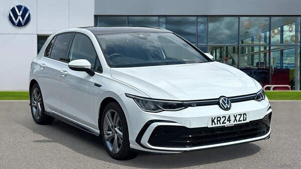 Used Volkswagen Golf 2024 for sale - 75472759: Photo 1