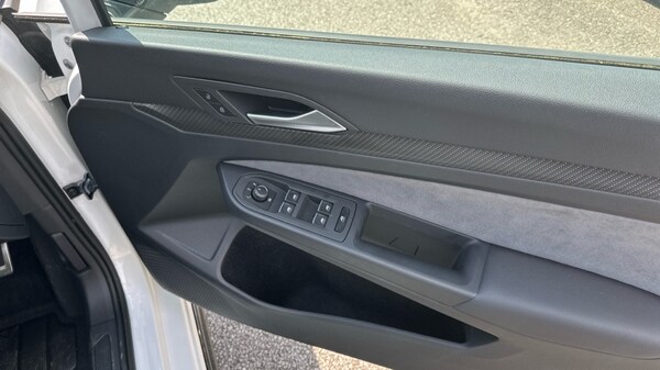 Used Volkswagen Golf 2024 for sale - 75472759: Photo 37