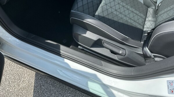 Used Volkswagen Golf 2024 for sale - 75472759: Photo 40
