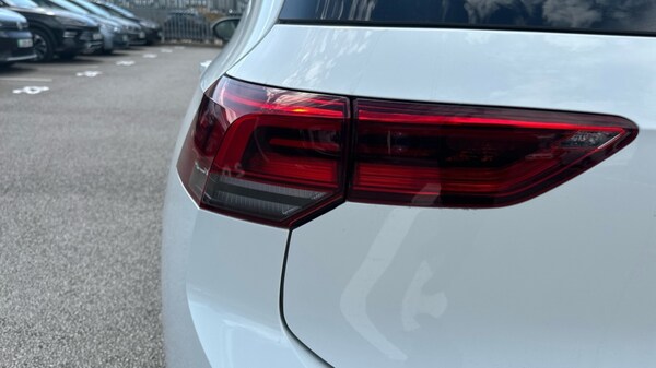 Used Volkswagen Golf 2024 for sale - 75472759: Photo 42