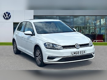 Volkswagen - Golf