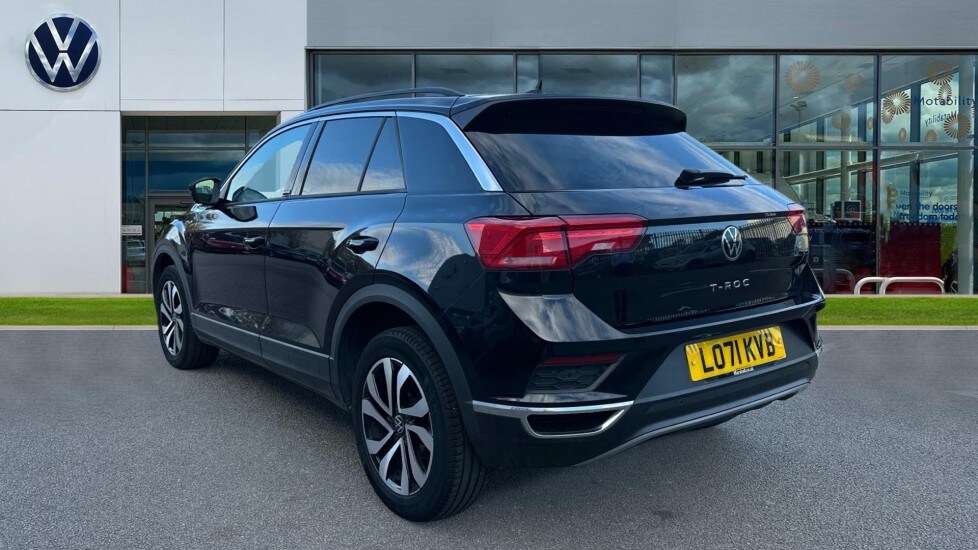 Used Volkswagen T-Roc 2022 for sale - 76552497: Photo 3