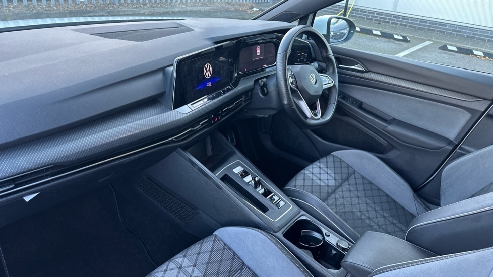 Used Volkswagen Golf 2022 for sale - 76528955: Photo 2