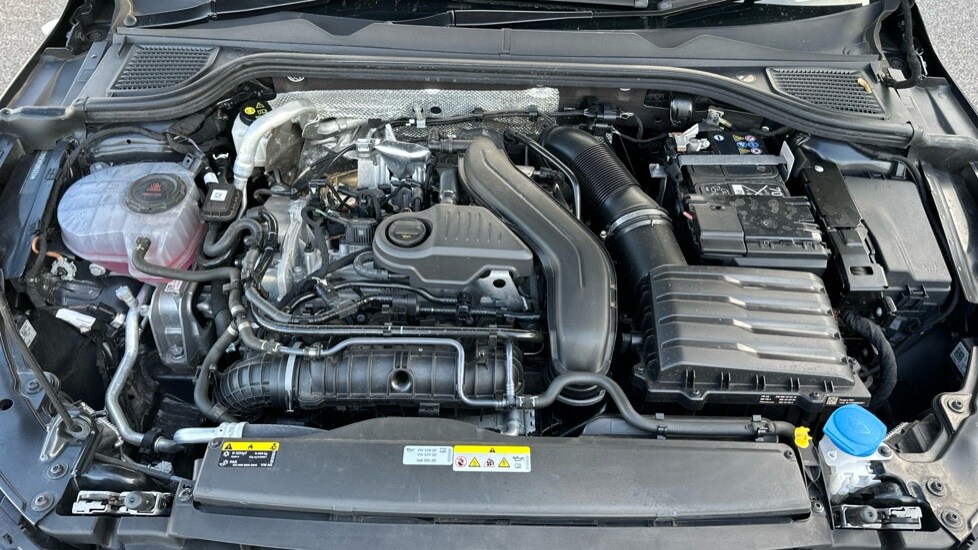 Used Volkswagen Golf 2024 for sale - 75902098: Photo 17