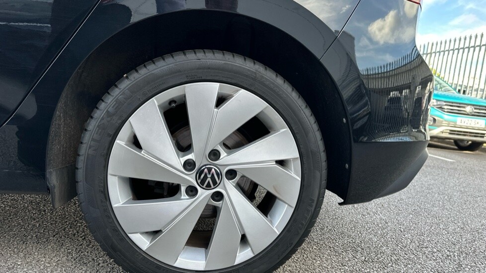 Used Volkswagen Golf 2024 for sale - 75902098: Photo 19