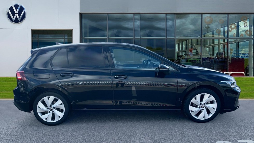 Used Volkswagen Golf 2024 for sale - 75902098: Photo 4