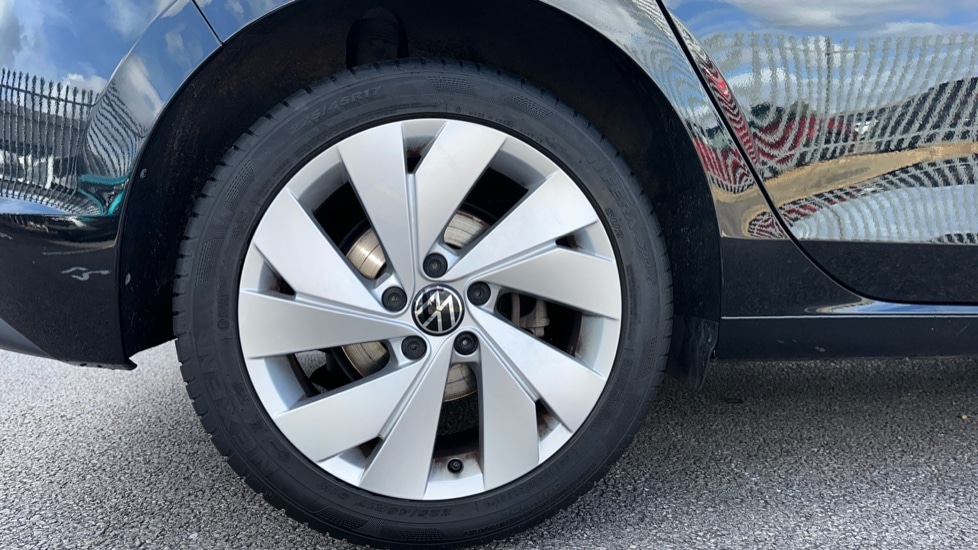 Used Volkswagen Golf 2024 for sale - 75902098: Photo 5