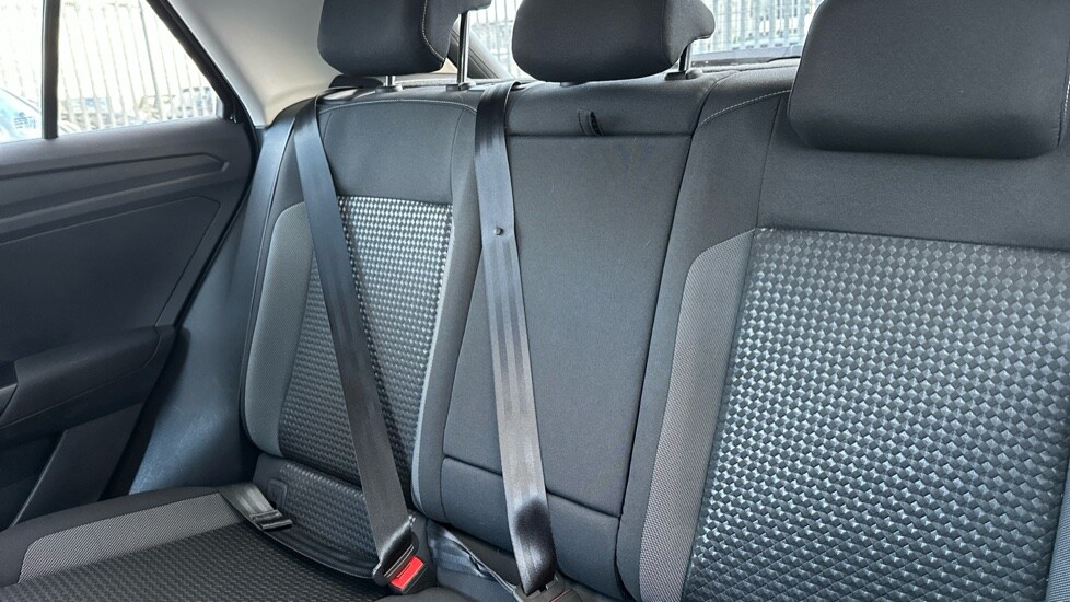 Used Volkswagen T-Roc 2022 for sale - 76350806: Photo 15