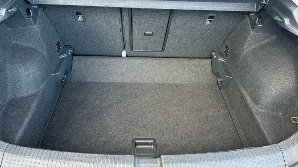 Used Volkswagen T-Roc 2022 for sale - 76350806: Photo 16