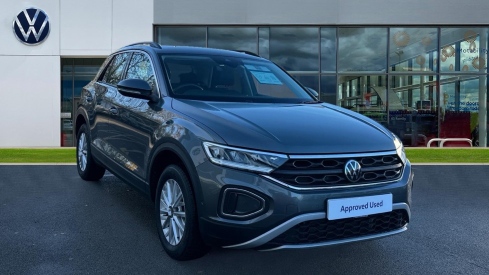 Used Volkswagen T-Roc 2022 for sale - 76872122: Photo 1