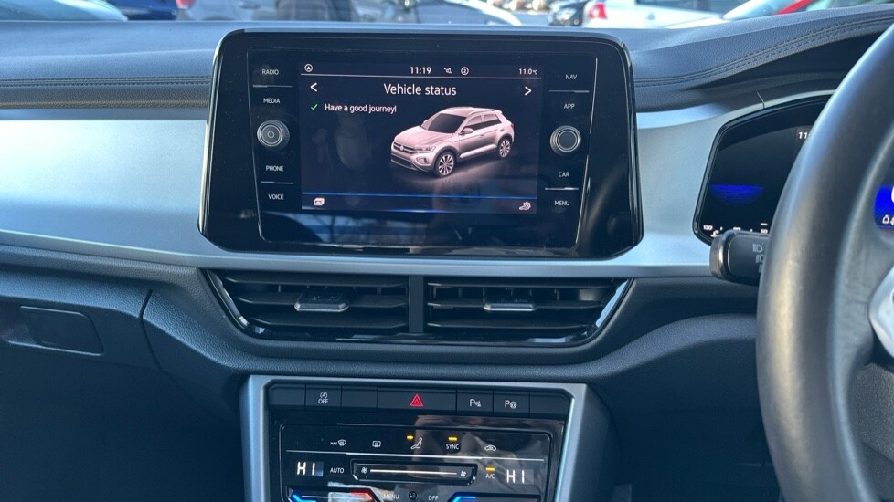 Used Volkswagen T-Roc 2022 for sale - 76872122: Photo 13