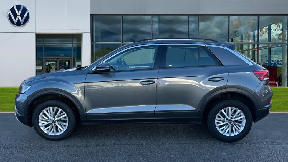 Used Volkswagen T-Roc 2022 for sale - 76872122: Photo 9