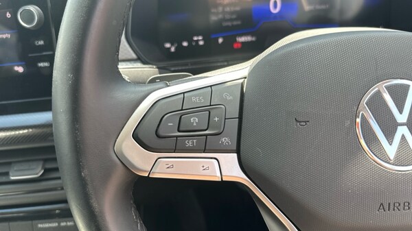 Used Volkswagen T-Cross 2024 for sale - 76180127: Photo 31