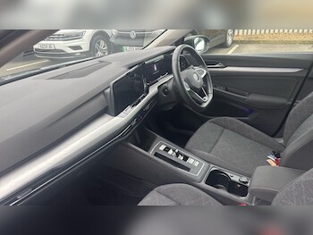 Used Volkswagen Golf 2021 for sale - 76999320: Photo