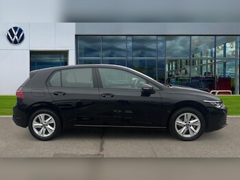 Used Volkswagen Golf 2021 for sale - 76999320: Photo