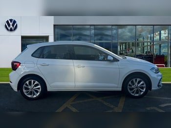 Used Volkswagen Polo 2024 for sale - 76873109: Photo