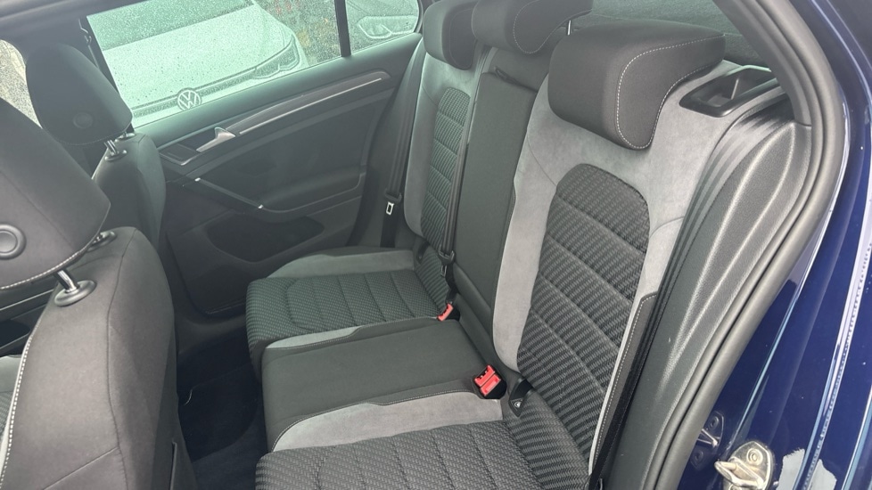 Used Volkswagen Golf 2017 for sale - 76722311: Photo 15