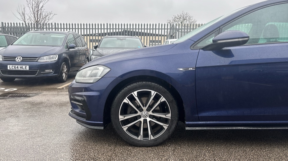 Used Volkswagen Golf 2017 for sale - 76722311: Photo 18