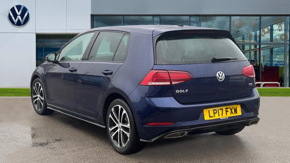 Used Volkswagen Golf 2017 for sale - 76722311: Photo 3