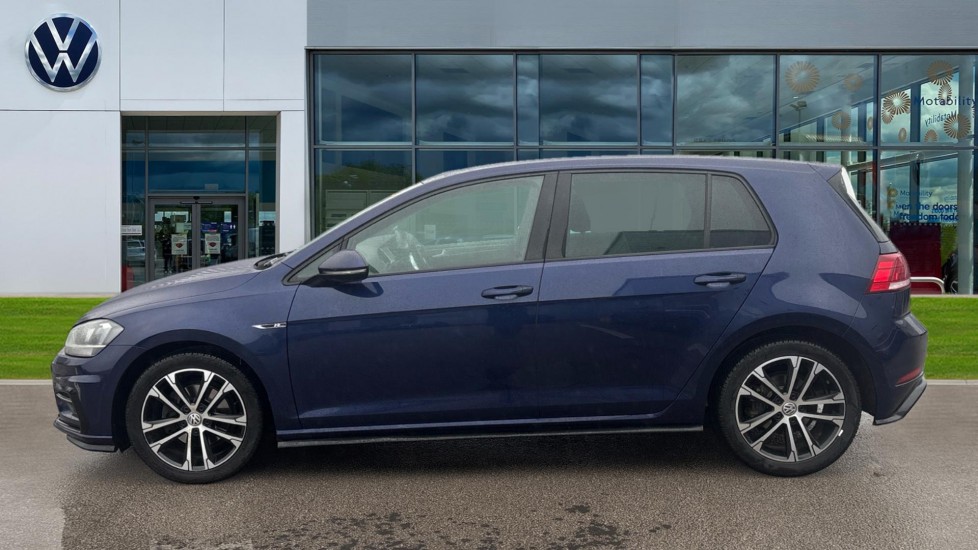 Used Volkswagen Golf 2017 for sale - 76722311: Photo 9