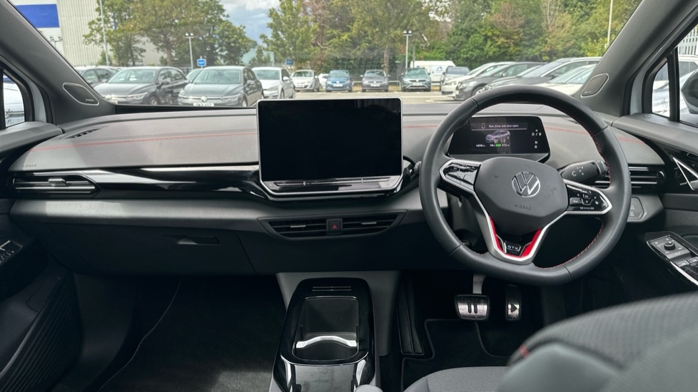 Used Volkswagen ID4 2025 for sale - 76140308: Photo 12