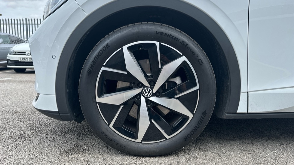 Used Volkswagen ID4 2025 for sale - 76140308: Photo 19