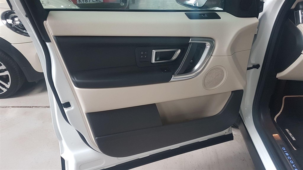 Used Land Rover Discovery Sport 2016 for sale - 77196687: Photo 16