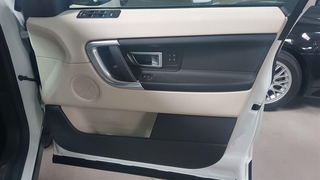 Used Land Rover Discovery Sport 2016 for sale - 77196687: Photo 33