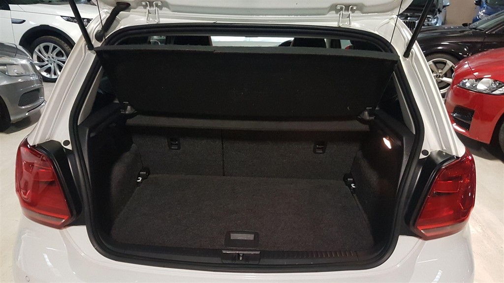 Used Volkswagen Polo 2017 for sale - 77196684: Photo 40