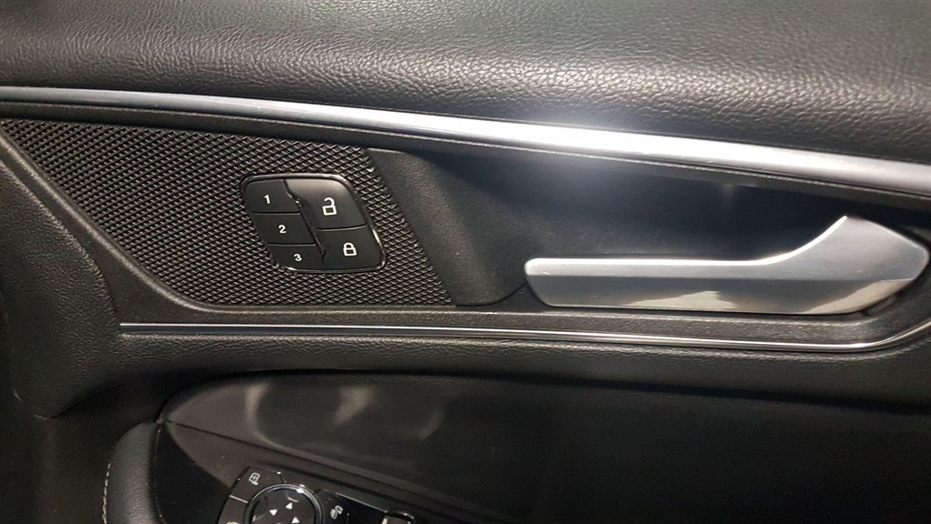 Used Ford Edge 2018 for sale - 77196699: Photo 22