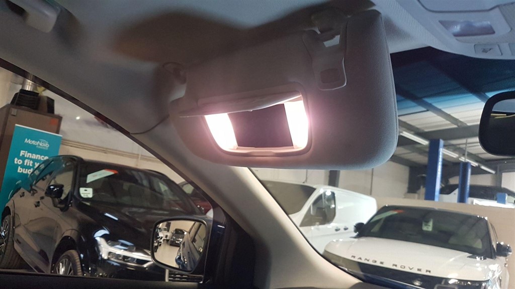 Used Ford Edge 2018 for sale - 77196699: Photo 67