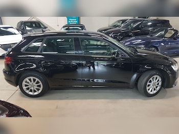 Used Audi A3 2015 for sale - 78000589: Photo