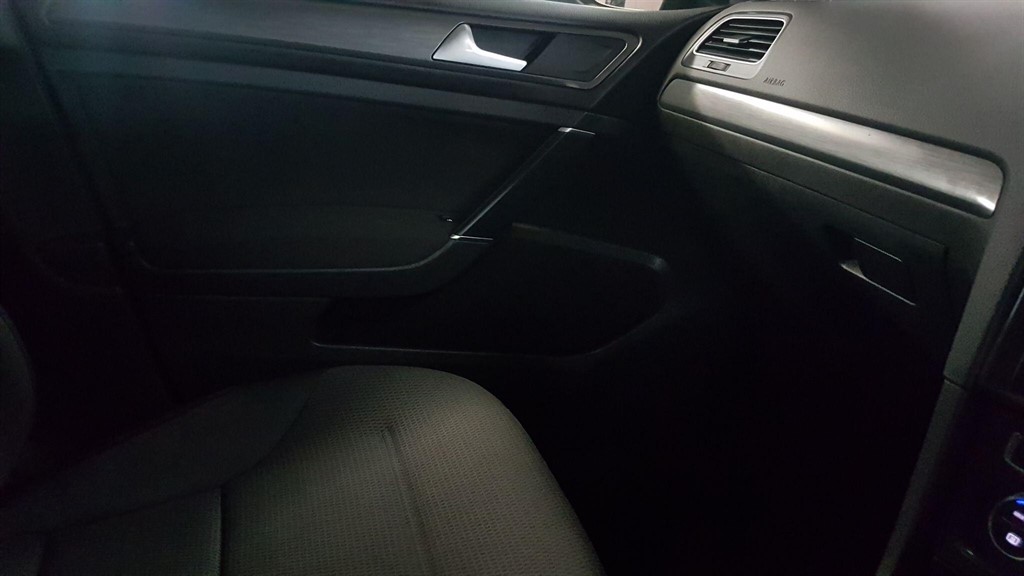 Used Volkswagen Golf 2020 for sale - 77196686: Photo 59