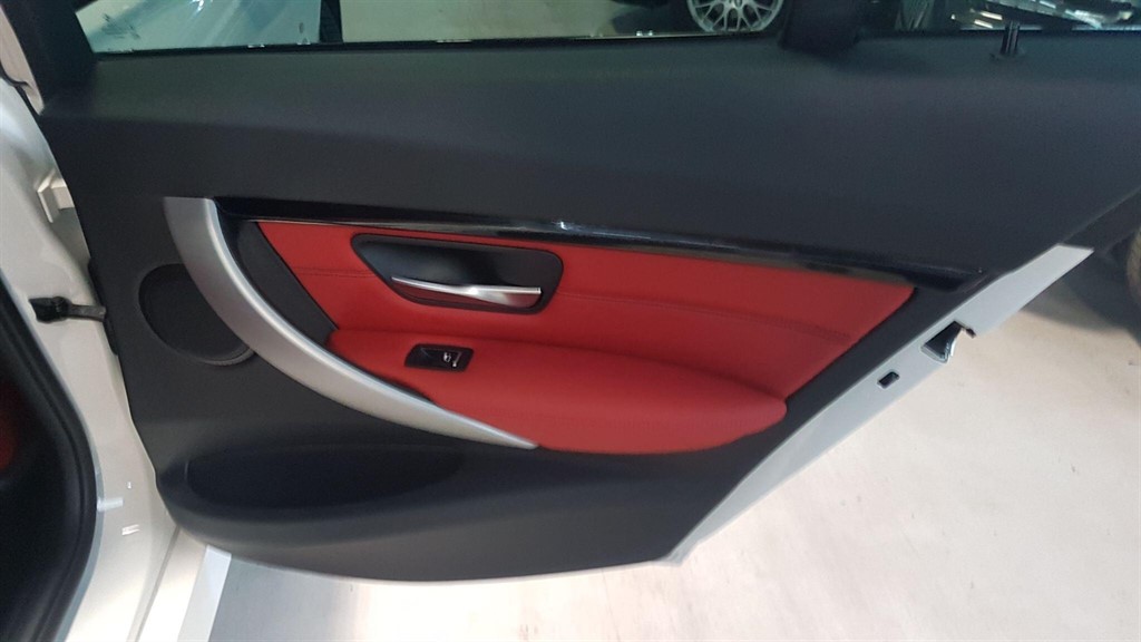 Used BMW 3 Series 2016 for sale - 77196676: Photo 27