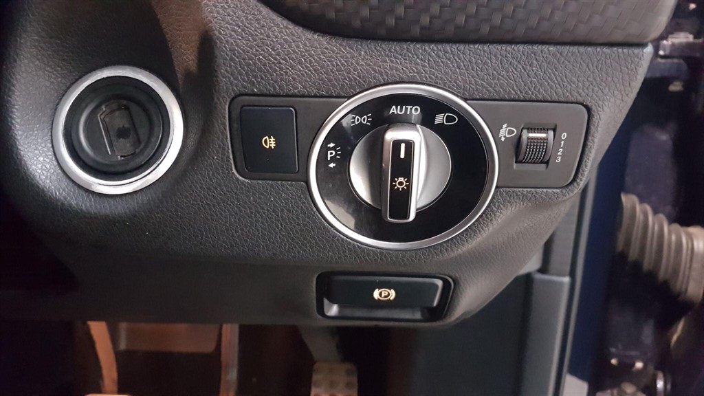 Used Mercedes-Benz A-Class 2018 for sale - 77196679: Photo 18