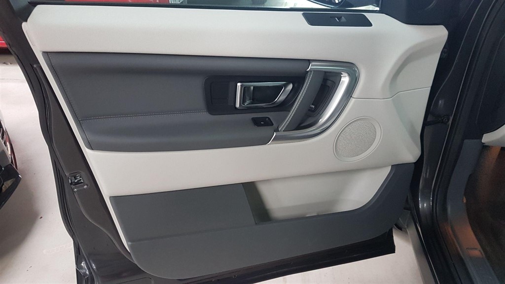 Used Land Rover Discovery Sport 2017 for sale - 77196680: Photo 16