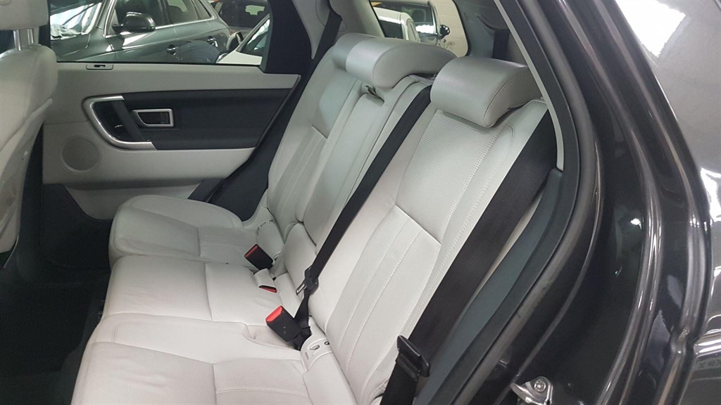 Used Land Rover Discovery Sport 2017 for sale - 77196680: Photo 17