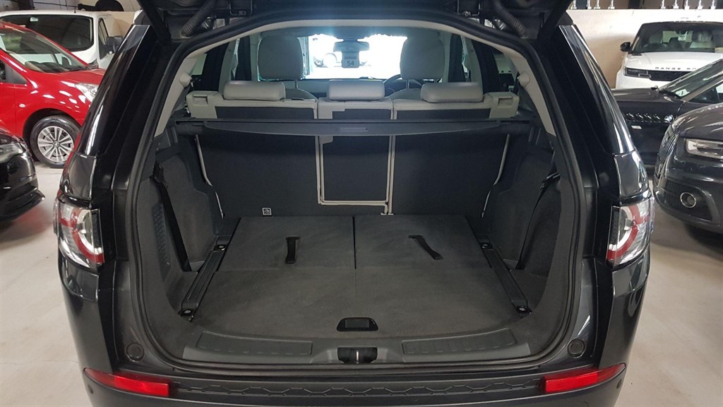 Used Land Rover Discovery Sport 2017 for sale - 77196680: Photo 24