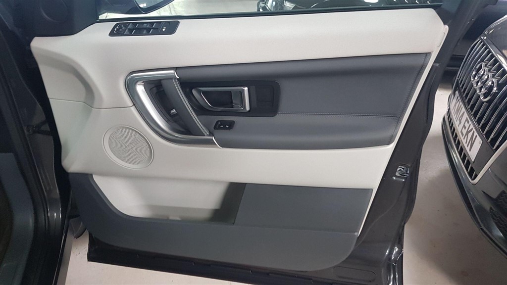 Used Land Rover Discovery Sport 2017 for sale - 77196680: Photo 33