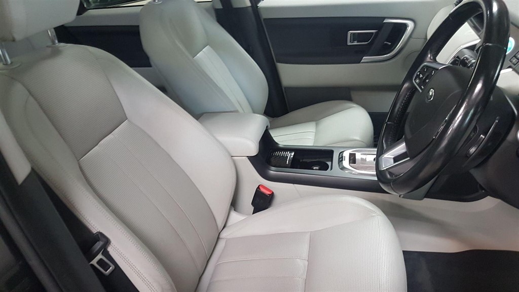 Used Land Rover Discovery Sport 2017 for sale - 77196680: Photo 35