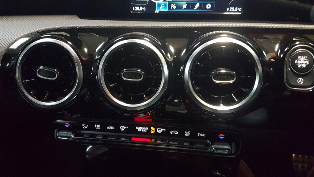 Used Mercedes-Benz A-Class 2018 for sale - 77196696: Photo 65